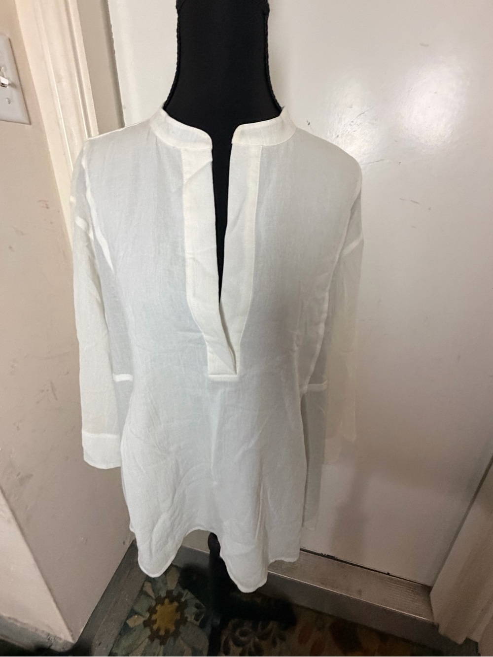 Vince White Long-Sleeve Split V Tunic Shirt